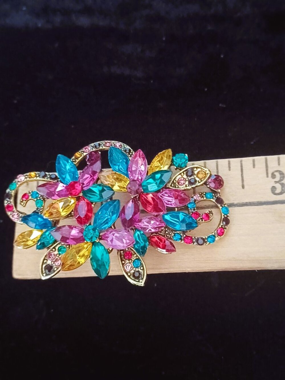 Gorgeous Multi Rhinestone Brooch/Pendant - Picture 3 of 4